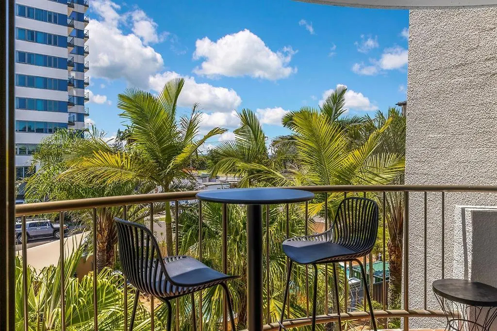 *** Resort Kalua Holiday Apartments Maroochydore Australia