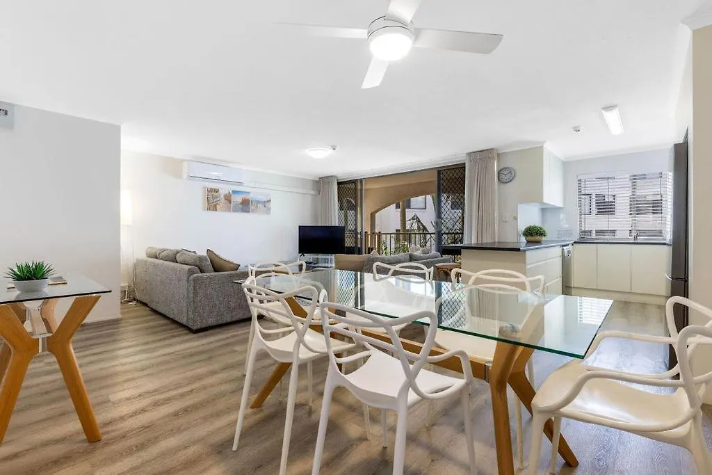 Resort Kalua Holiday Apartments Maroochydore