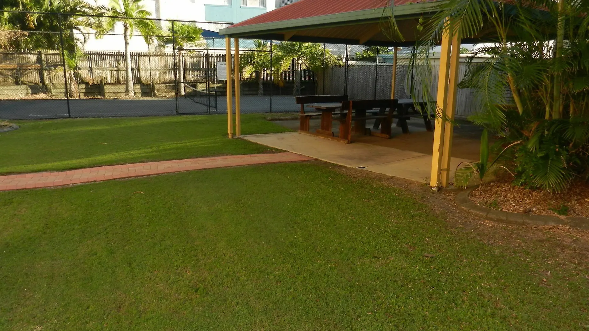 Kalua Holiday Apartments Maroochydore