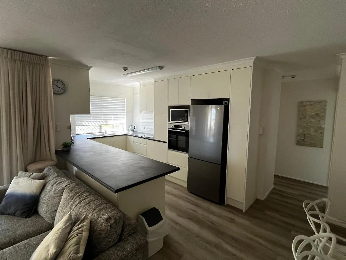 Resort Kalua Holiday Apartments Maroochydore
