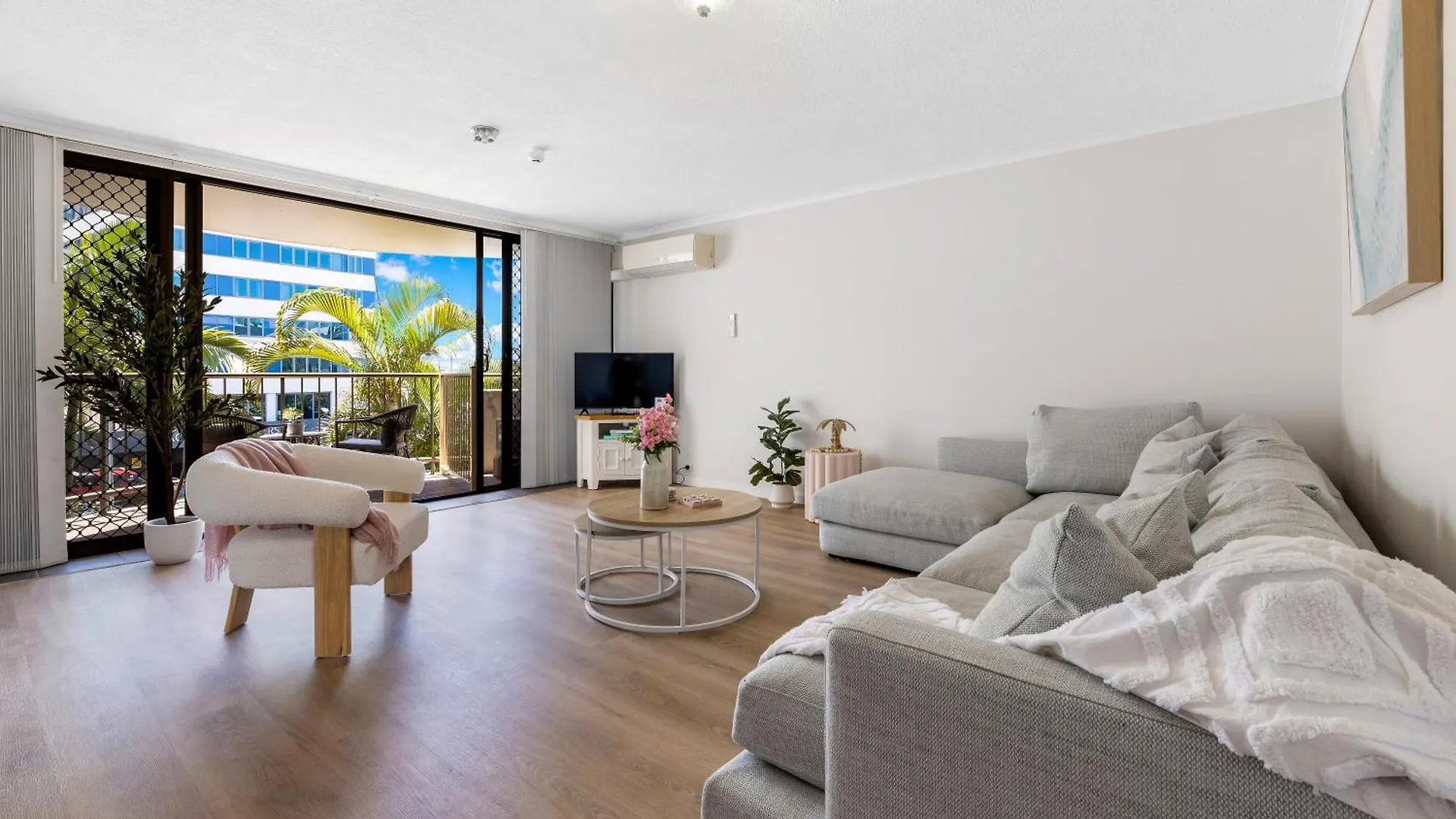 Kalua Holiday Apartments Maroochydore